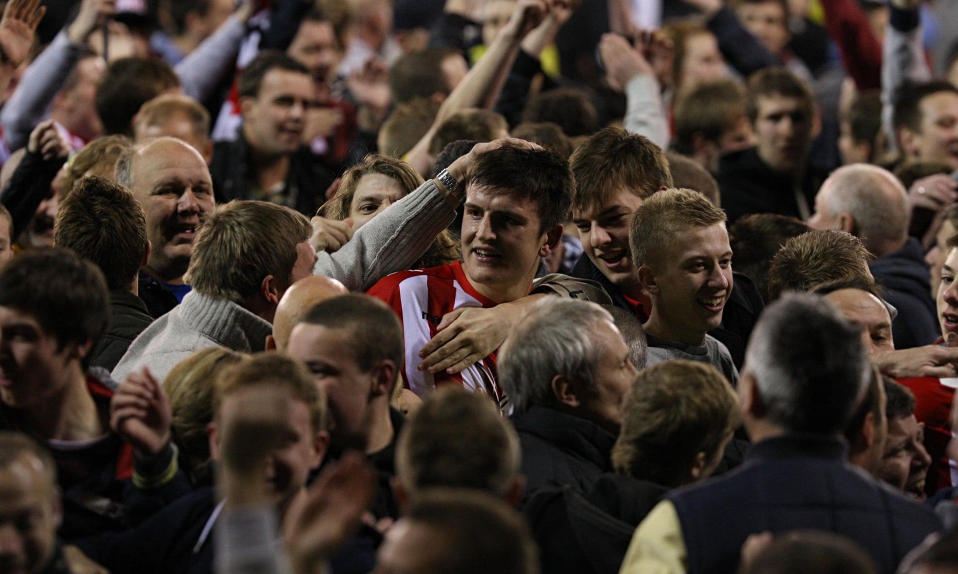 一个繁华而 一个繁华而